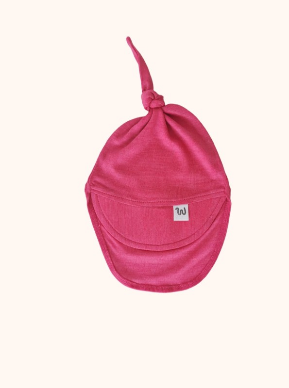 Letnia czapka z daszkiem z wełny merino i jedwabiu dla dzieci w kolorze różowym, BeWoolly